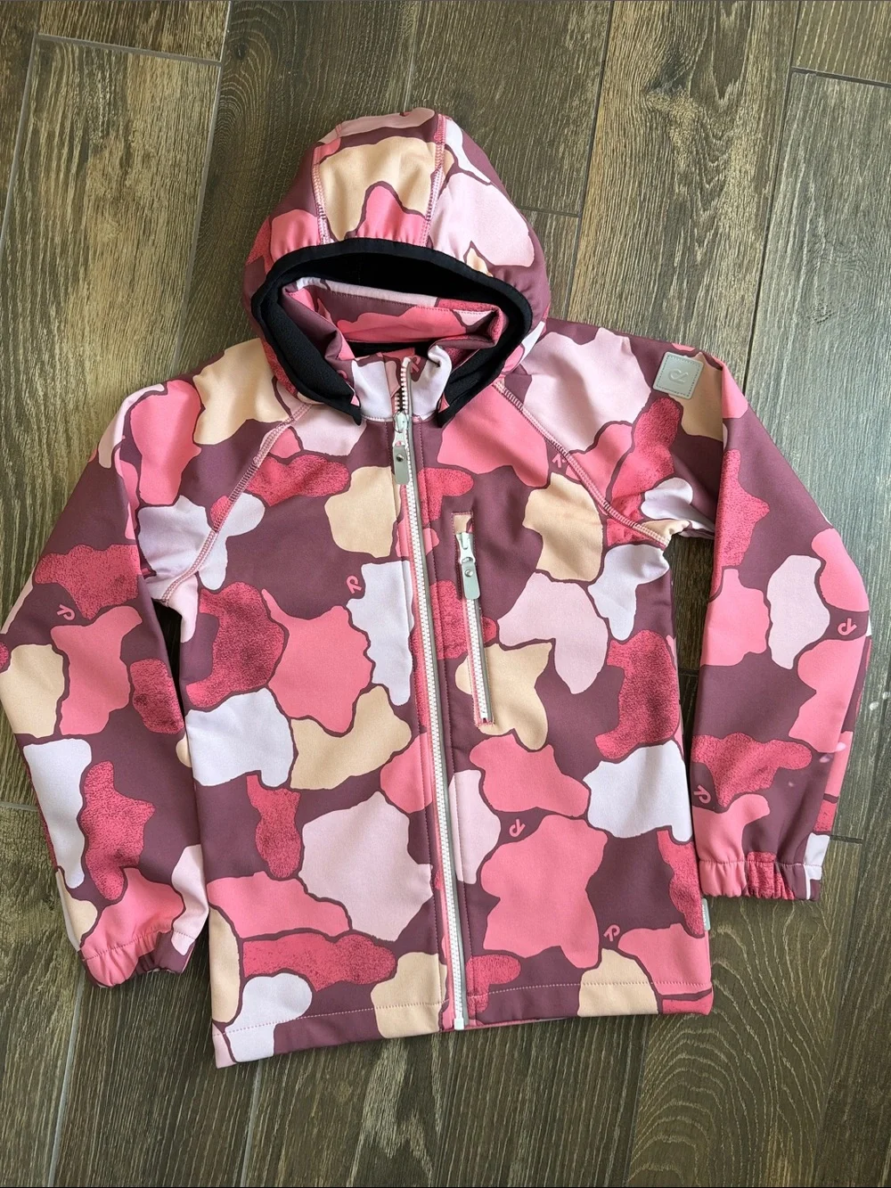 Reima Girls' Pink Sunset Camo Vantti Soft Shell Fleece-Lined Waterproof Jacket—9
